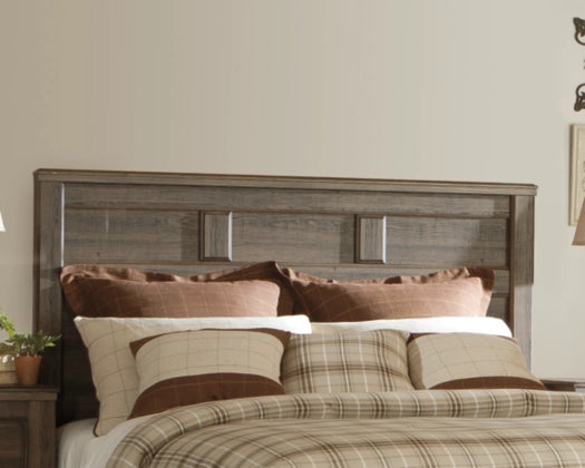 Juararo Queen Panel Headboard Bed with Mirrored Dresser, Chest and Nightstand