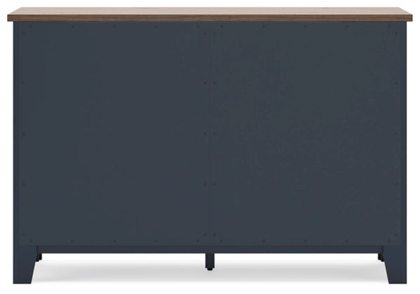 Landocken Dresser