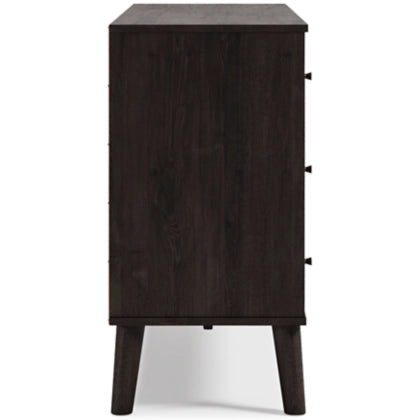 Piperton Six Drawer Dresser