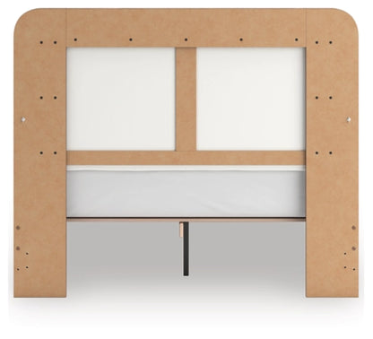 Kendanport Queen Upholstered Bed