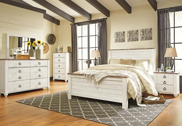 Willowton Queen Panel Bed with Mirrored Dresser, Chest and Nightstand