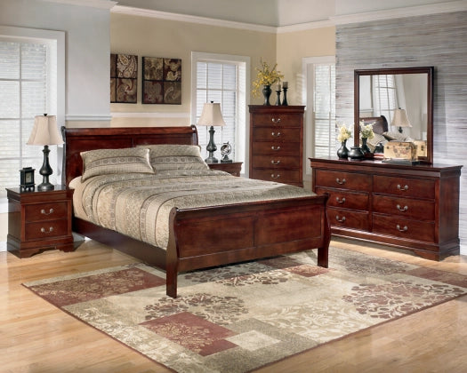 Alisdair Sleigh Bed