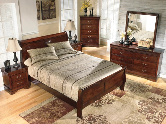 Alisdair Sleigh Bed