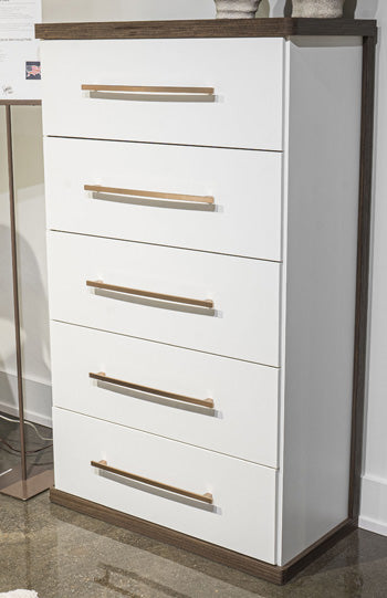 Kendanport Five Drawer Chest