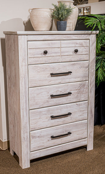 Makidern Five Drawer Chest