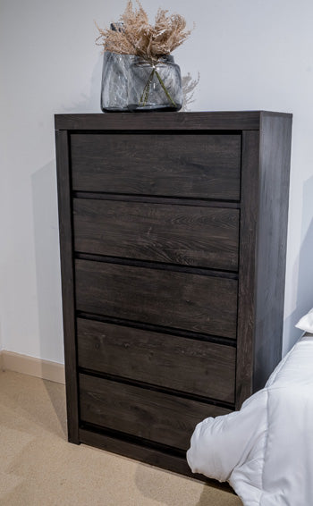 Fraluna Five Drawer Chest