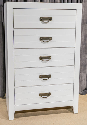 Binterglen Chest of Drawers